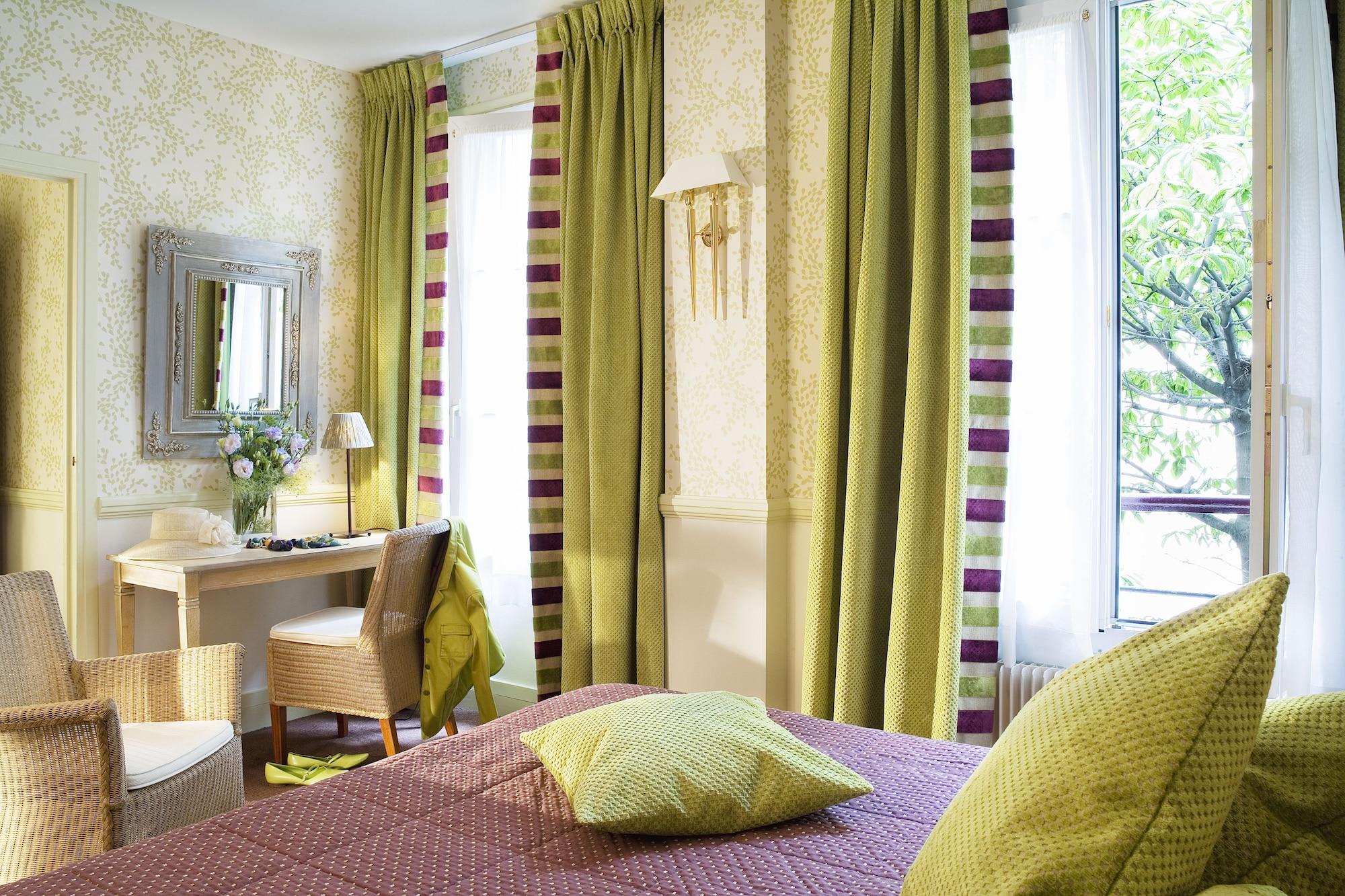 Hotel D'Albion ปารีส ภายนอก รูปภาพ