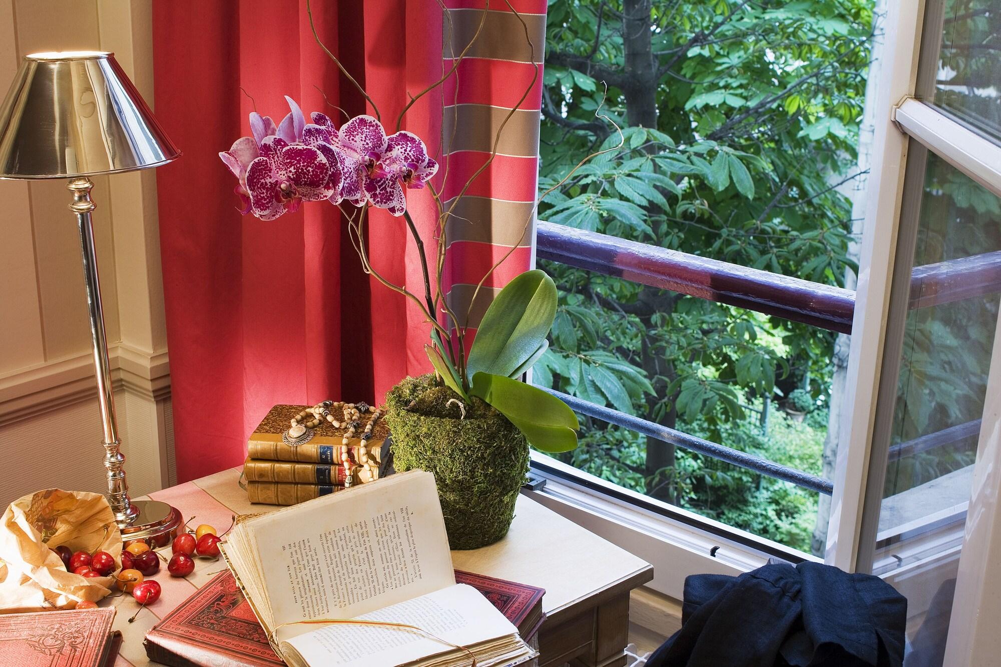Hotel D'Albion ปารีส ภายนอก รูปภาพ