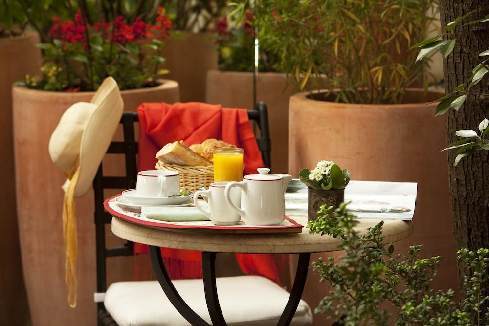 Hotel D'Albion ปารีส ภายนอก รูปภาพ