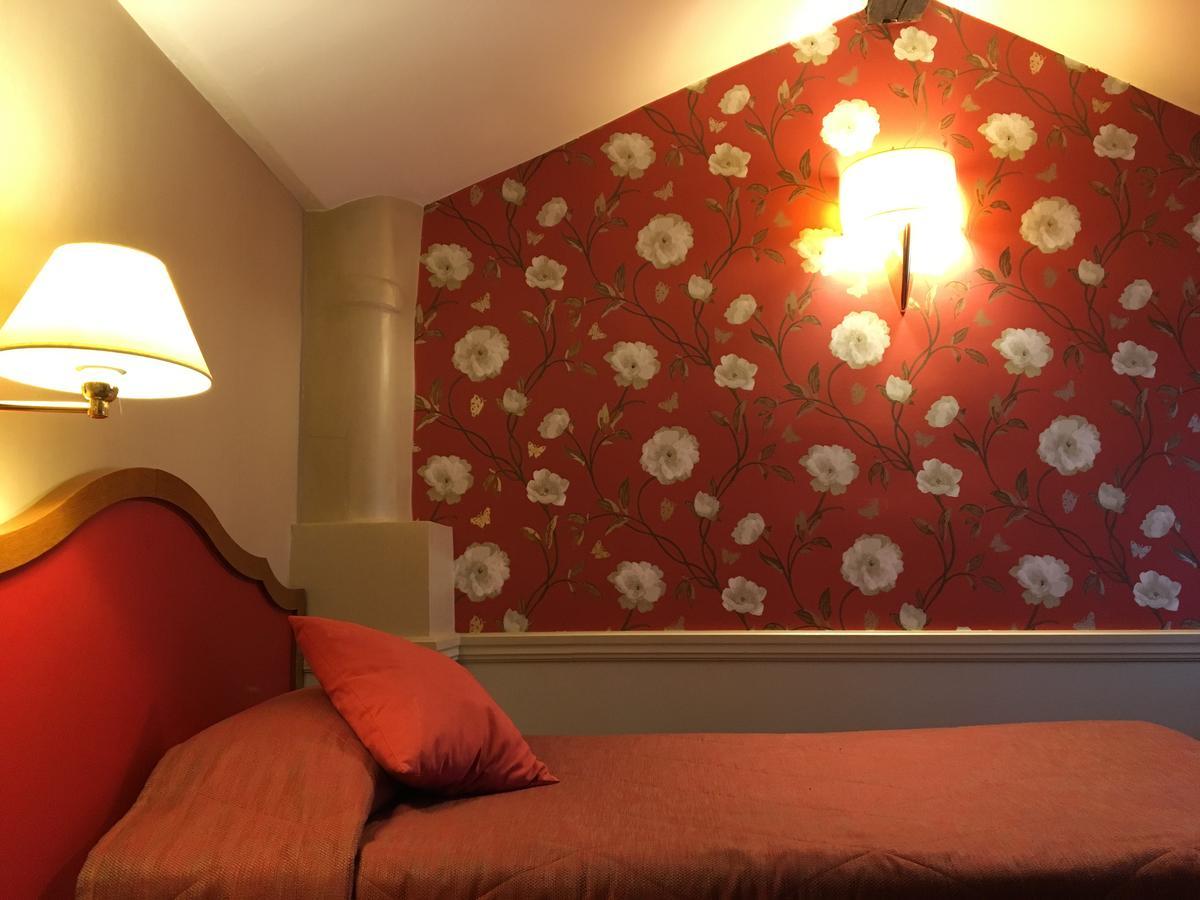 Hotel D'Albion ปารีส ภายนอก รูปภาพ
